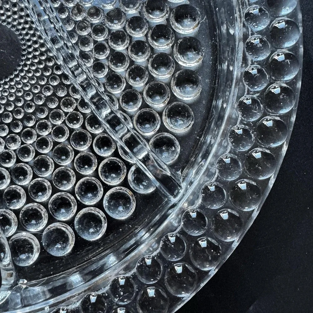 Thousand Eye Hobnail Boppie 11